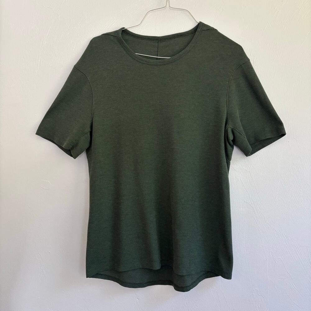 Lululemon Men’s Cotton-Blend Waffle Knit Short-Sleeve Shirt Size M Green